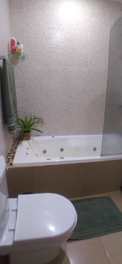 Вилла Vivi Iguazu Casa Familiar Пуэрто-Игуасу Экстерьер фото